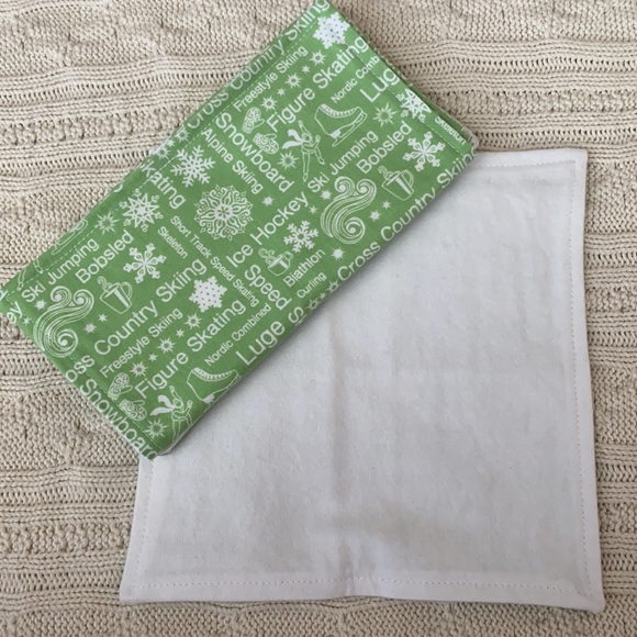 Winter Sports Cloth Dinner Napkins, set of 4 - Picture 2 of 3